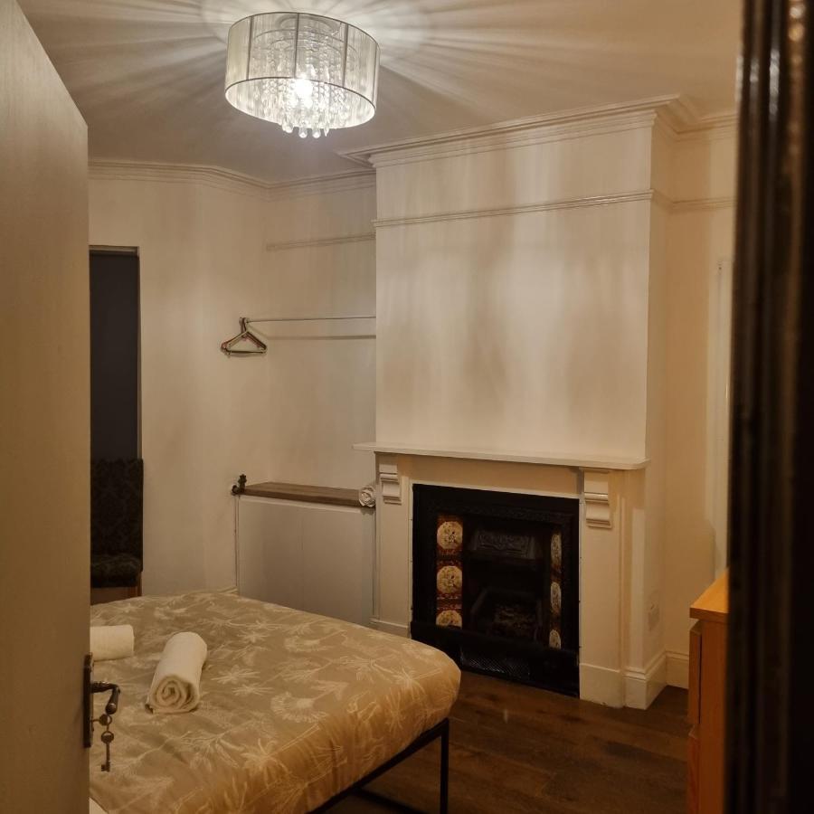 41 Crawley Road Apartment Luton  Bagian luar foto